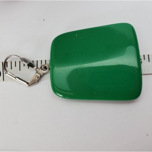 Green Plastic 70's  style dangle  Earring 2" long - Picture 6 of 7